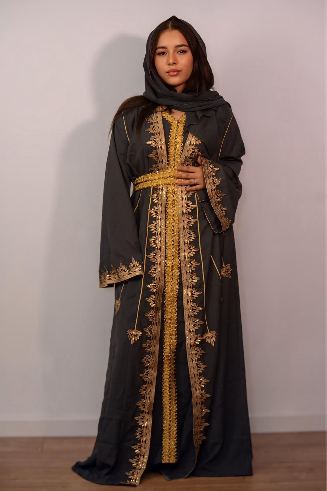 Takchita -Verde con ricami oro