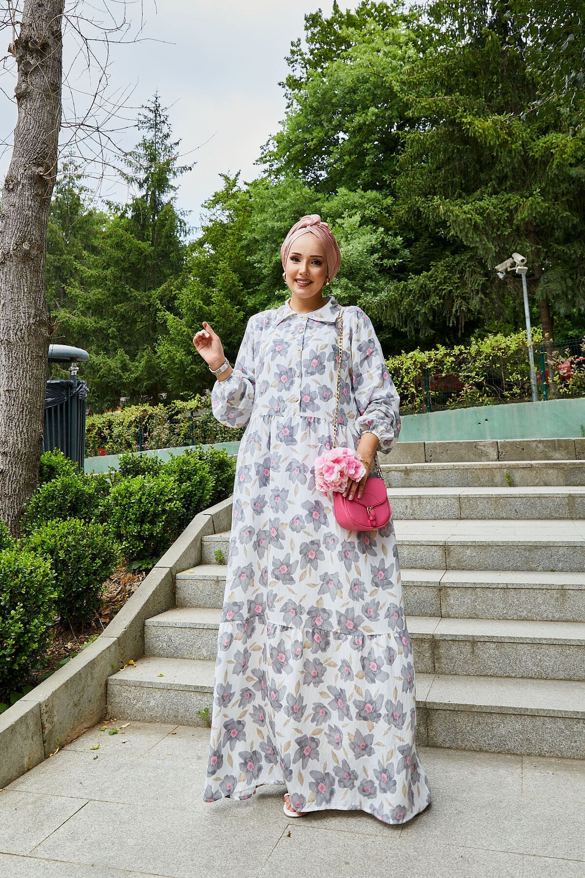 Abaya  hijab con colletto a camicia e motivo modal grigio