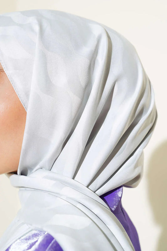 Hijab jacquard con motivo vivace blu tenue