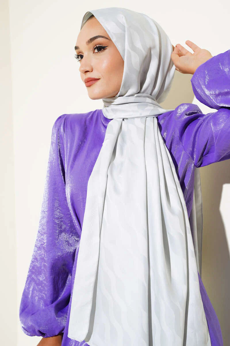 Hijab jacquard con motivo vivace blu tenue